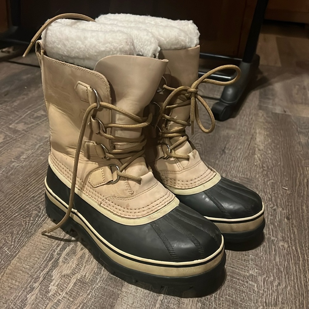 Sorel caribou boots